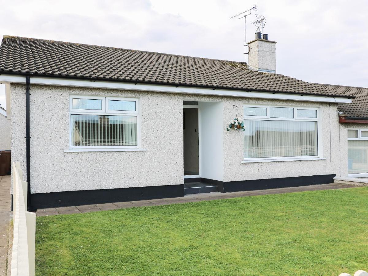 Hazel Cottage Portrush Exteriör bild